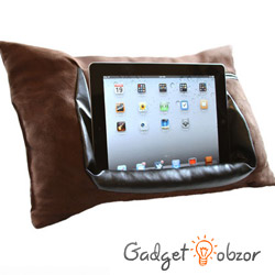 podushka-ipad подушка ipad подставка на диване удобно