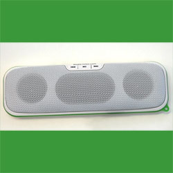 Музыкальный проигрывать To Go MP3 Boombox