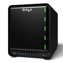 Периферийные хранилища данных Drobo Mini и 5D.